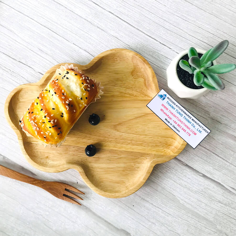 Cute Cloud Shaped Wooden Tray - A lovely item for your cosy kitchen